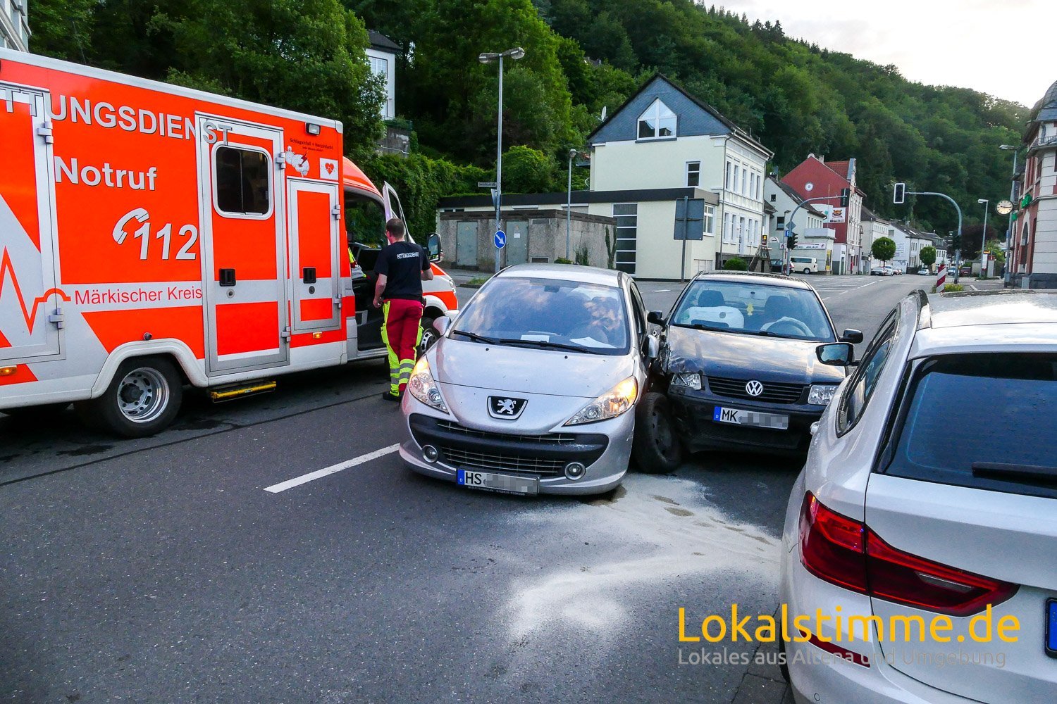 Verkehrsunfall Mit Verletzten In Altena Unruhiger Samstag Fur