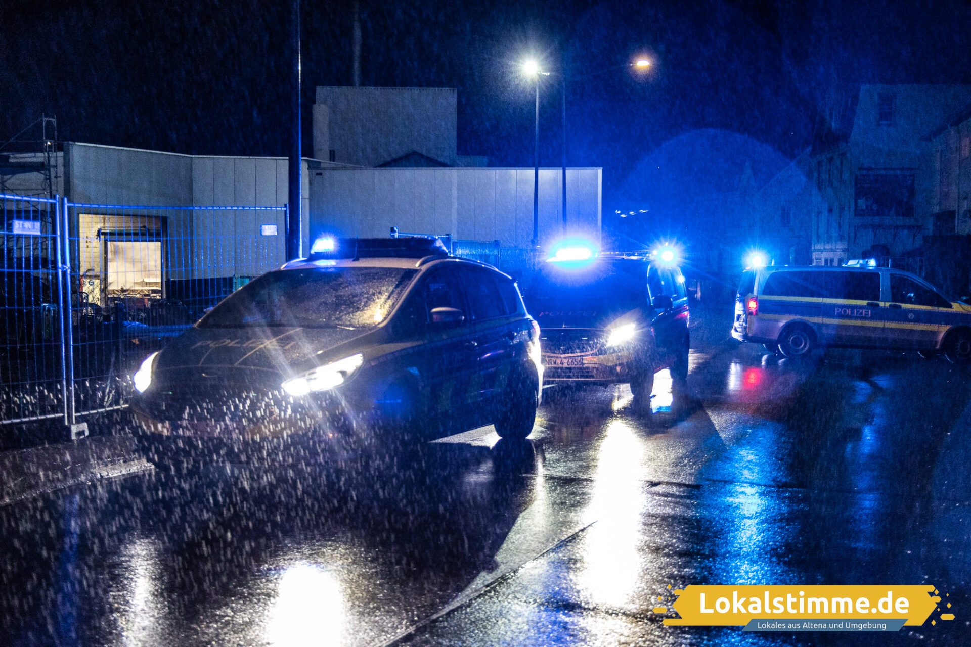 Fahrer Unter Drogeneinfluss Liefert Sich Mit Polizei Verfolgungsjagd Von Nachrodt Wiblingwerde 5793