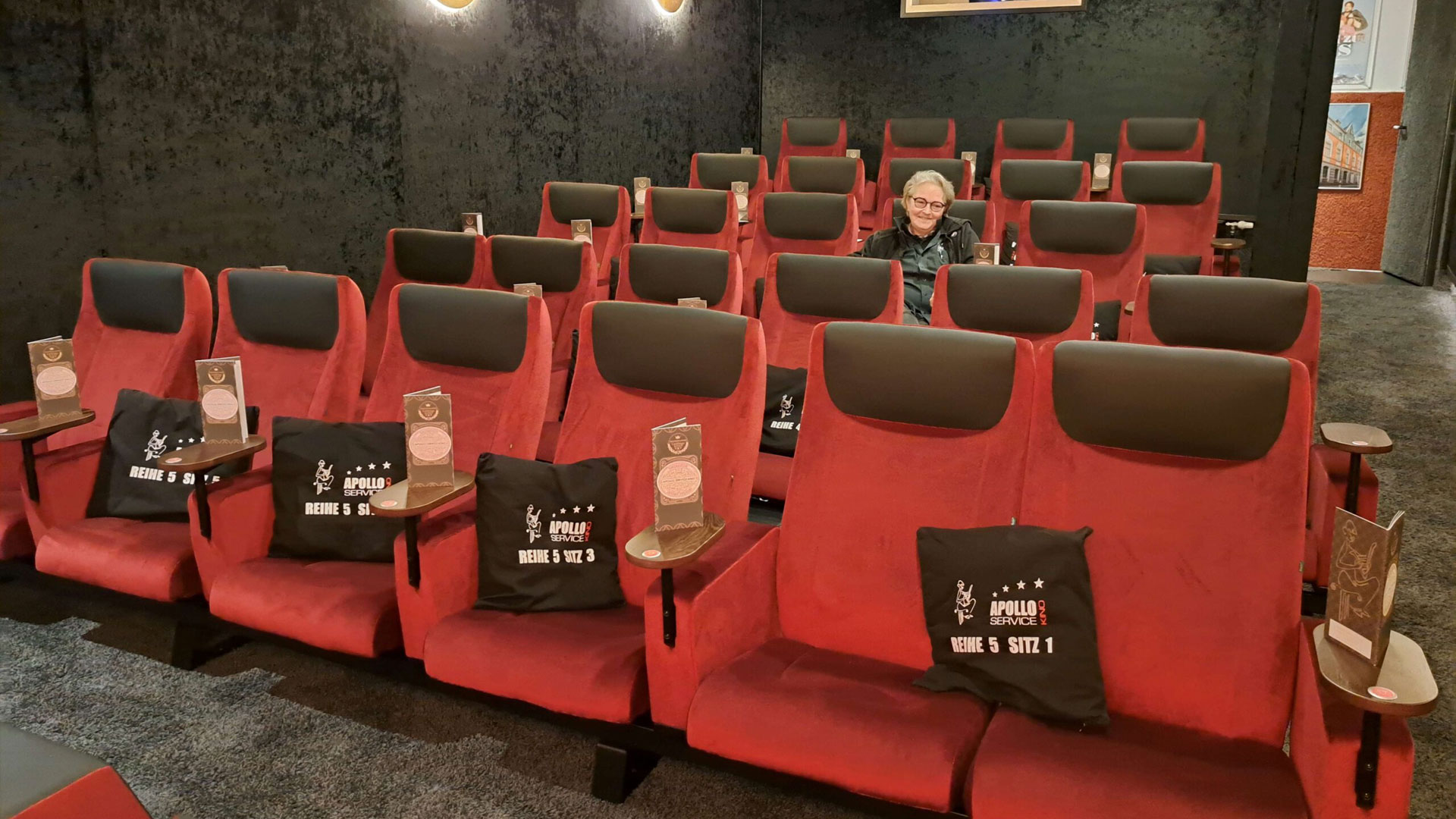 Apollo Service-Kino in Altena: Zauber des Filmgenusses jetzt noch ...