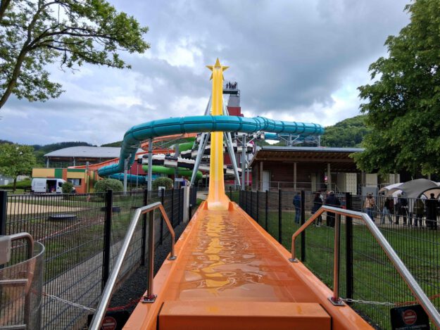 Foto: Ilka Kremer Das Aquamagis Erlebnisbad in Plettenberg hat heute seine neue Outdoor-Rutsche, die größte seiner Art in Deutschland, eröffnet.