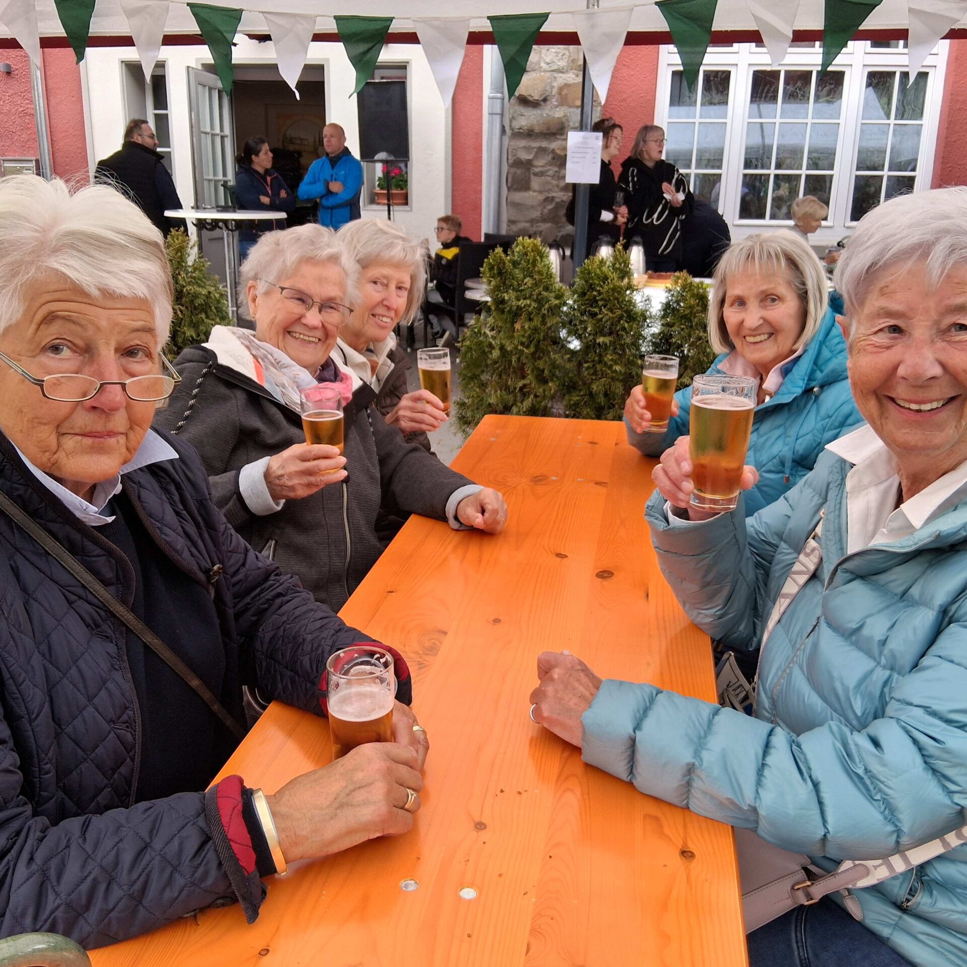 Ein generationenübergreifendes Fest feierte die Kompanie Rahmede in Altena.