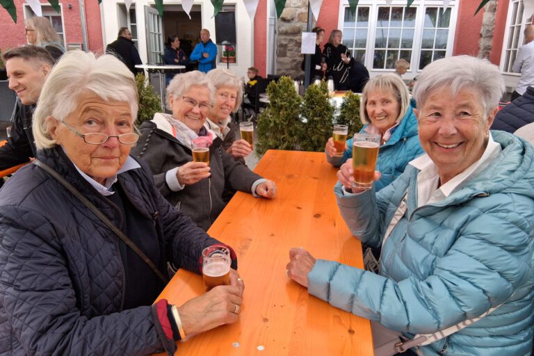 Ein generationenübergreifendes Fest feierte die Kompanie Rahmede in Altena.