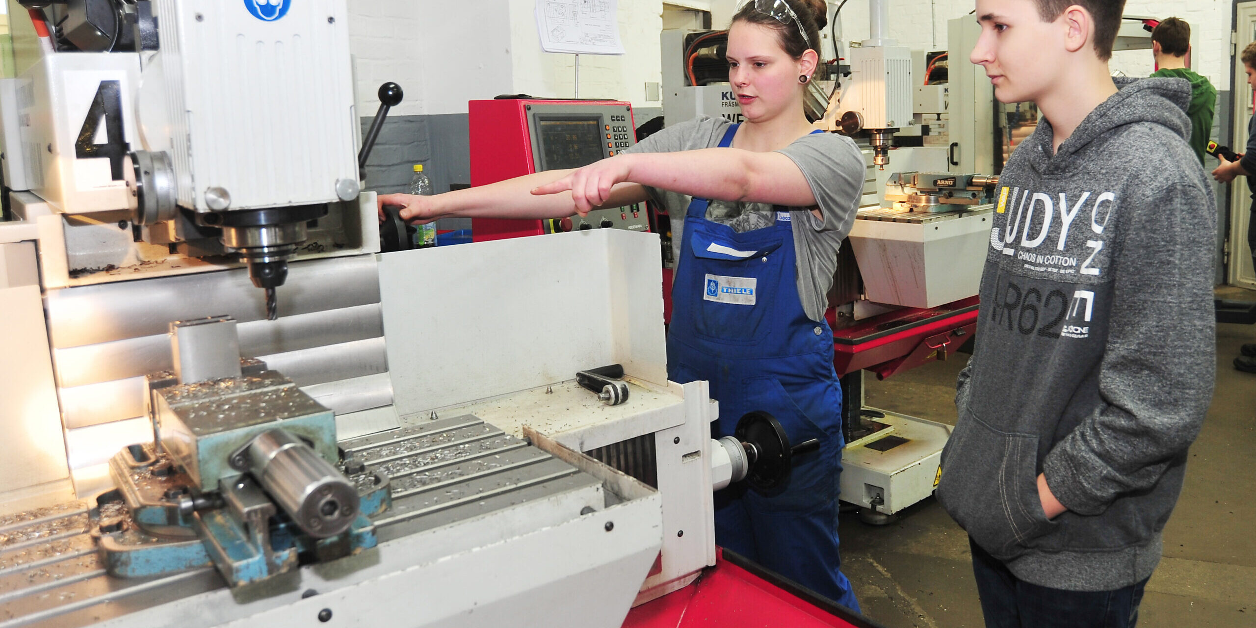 Jugendliche schnuppern in die Arbeitswelt.