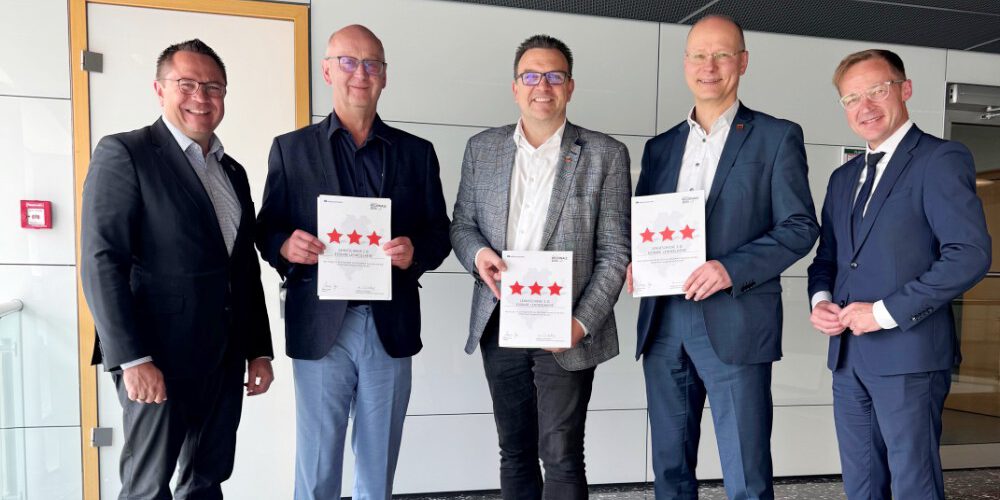 Verantwortliche bei einem Treffen zum Them "Essbare Lenneschiene"