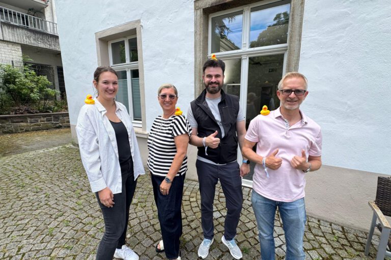 Stadtmarketing macht Werbung für Sommerfeset.