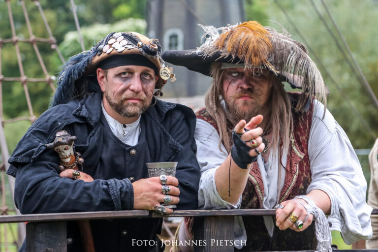 Foto: Johannes Pietsch Piraten sind bei Anno Tuck dabei.