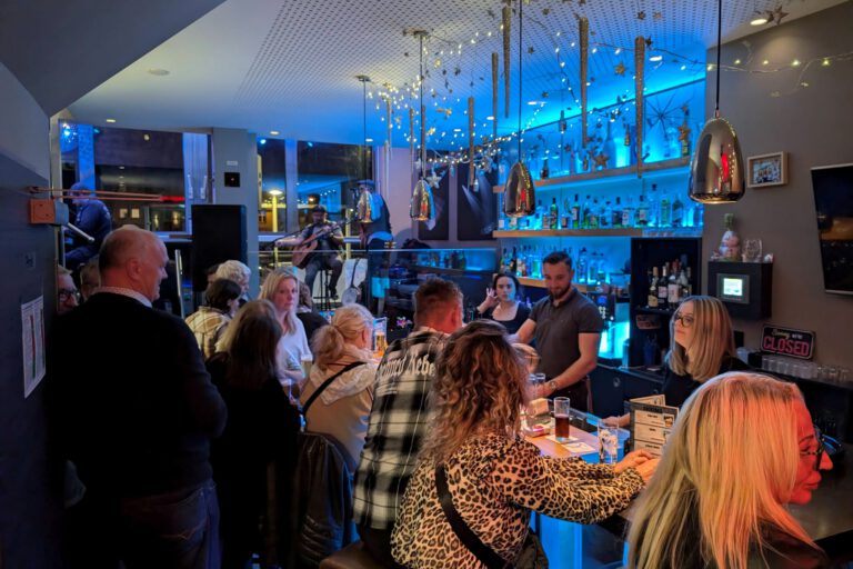 Viele Gäste waren beim Kneipensprung 2024.