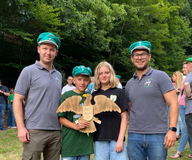 Das Evingser Kinderschützenpaar 2025.