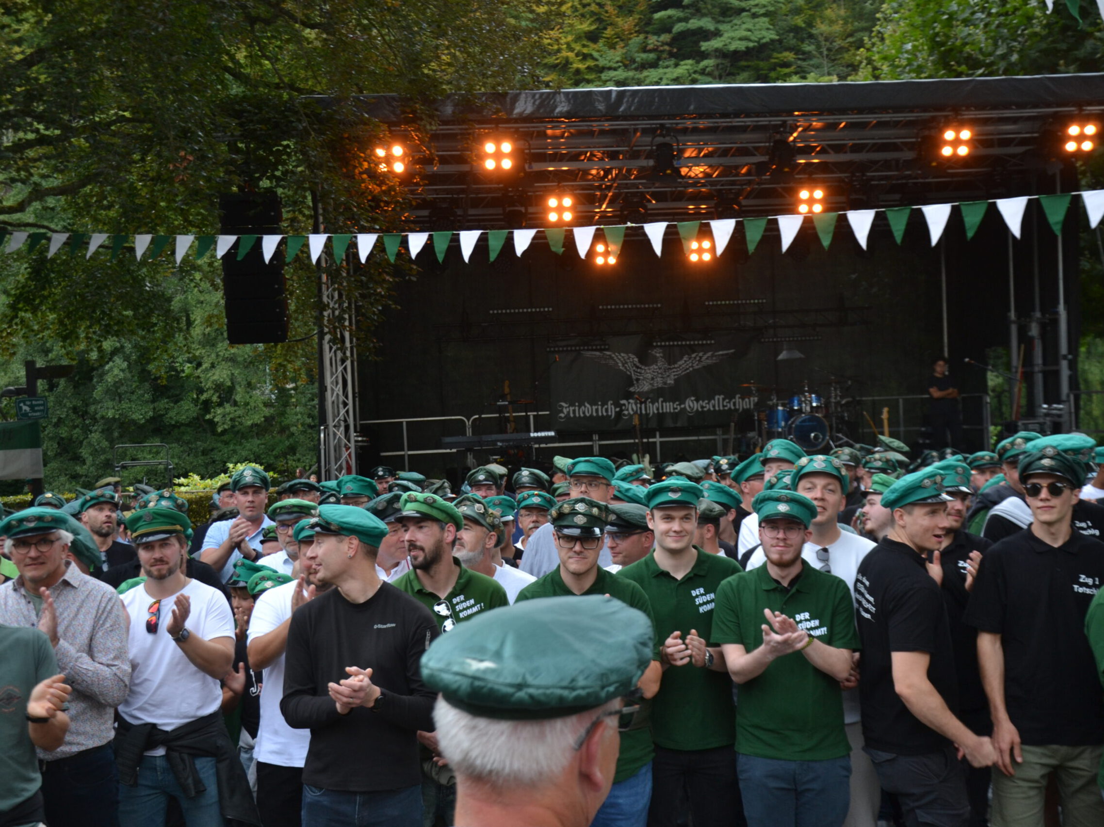 Schützen stehen still.