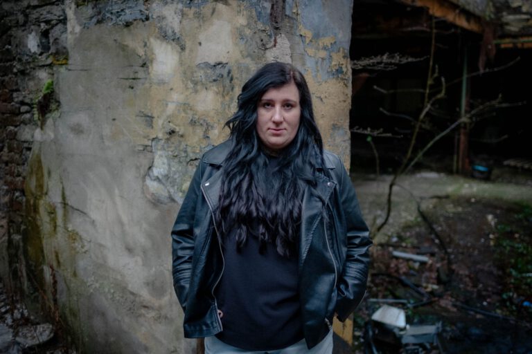 Lena Schätte ist eine Schriftstellerin aus Altena.