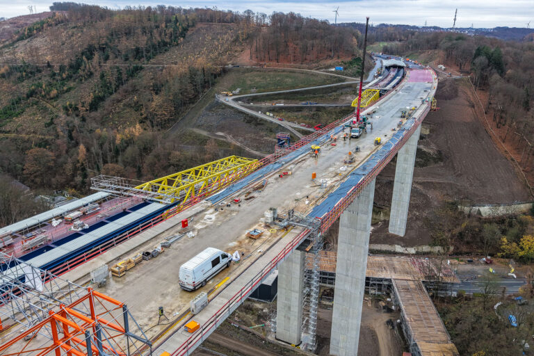 Die A45-Talbrücke Rahmede