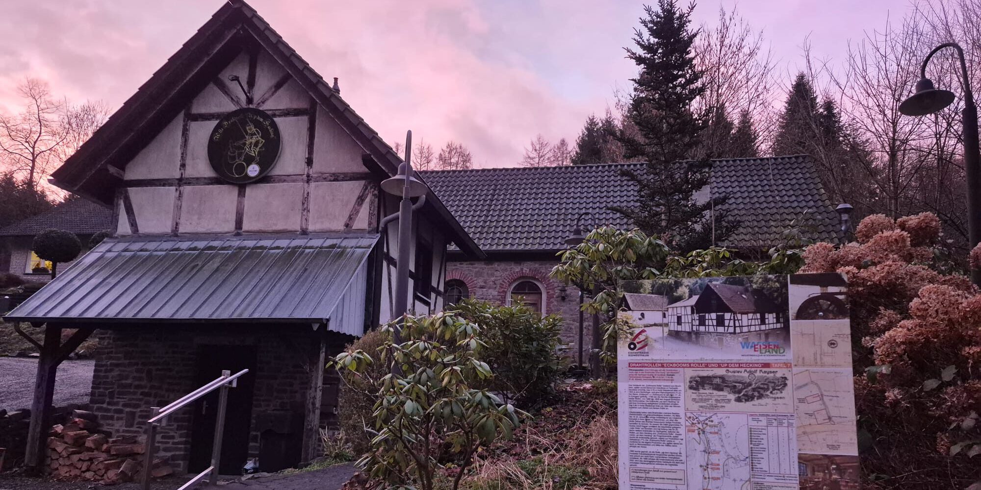 Außenansicht Alte Drahtrolle