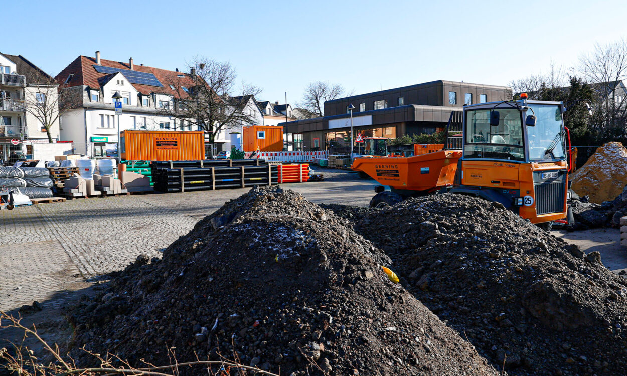Baustelle an der Lendringser Hauptstraße für das Projekt "Lebensander Lendringsen Mitte"