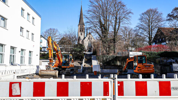 Baustelle an der Lendringser Hauptstraße für das Projekt "Lebensander Lendringsen Mitte"