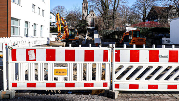 Baustelle an der Lendringser Hauptstraße für das Projekt "Lebensander Lendringsen Mitte"