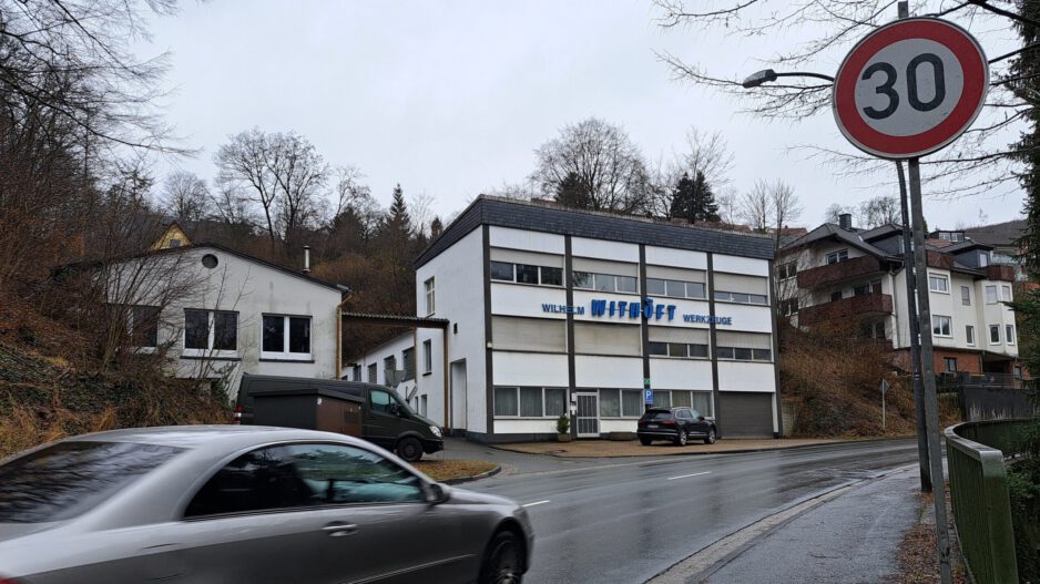 Zu schnelles Fahren in Altena-Evingsen.