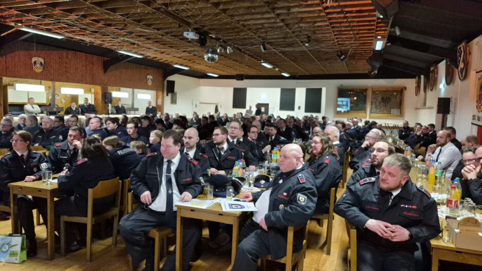 Eine Versammlung der Feuerwehr Altena.