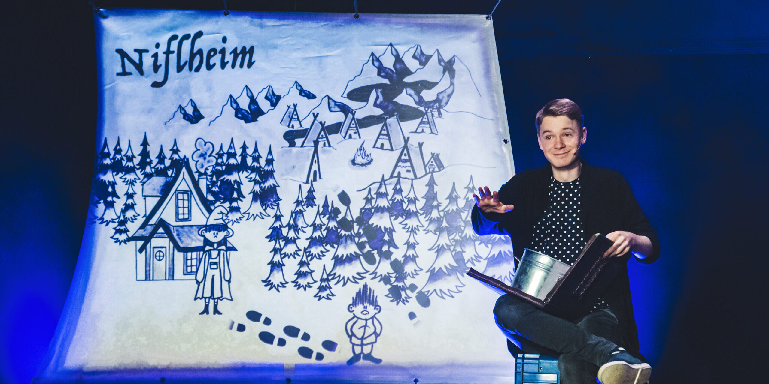 Till Frömmel auf der Bühne.