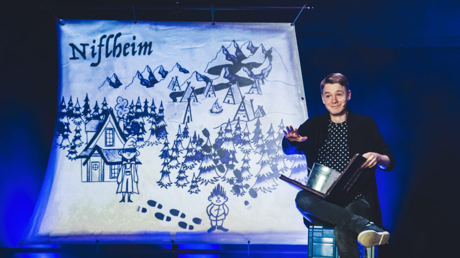 Till Frömmel auf der Bühne.