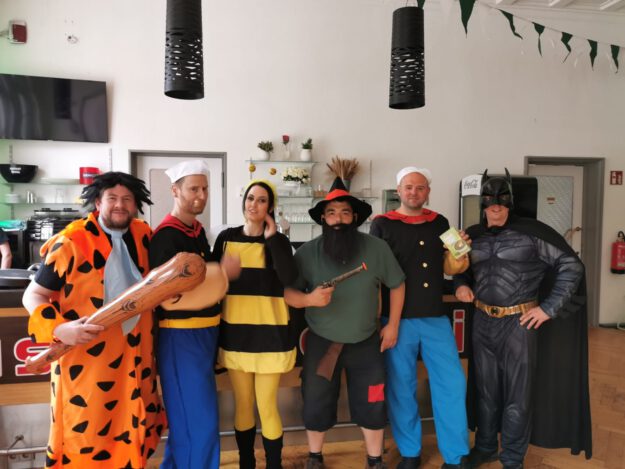 Verkleidete Mitglieder der Kompanie Rahmede.