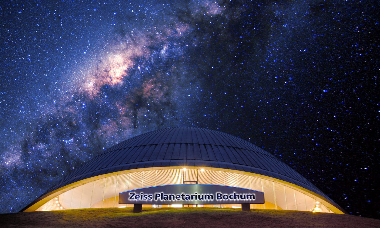 Planetaroium Bochum bei Nacht.