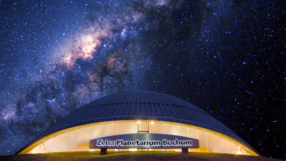 Planetaroium Bochum bei Nacht.