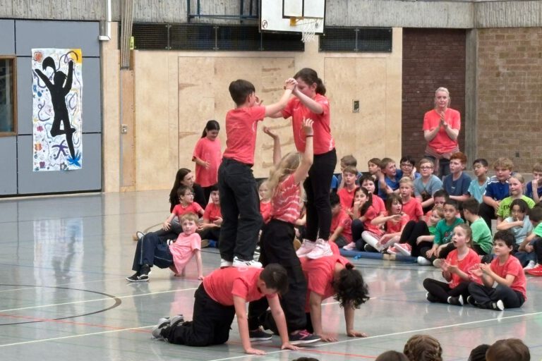 Schüler eines Tanzprojektes