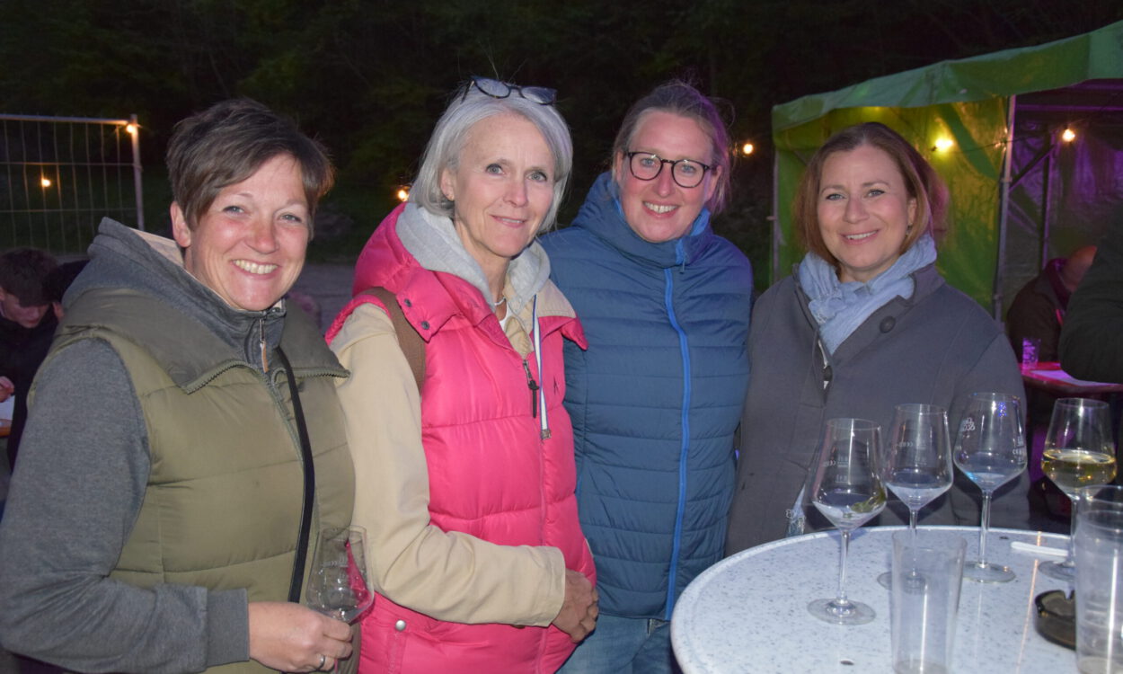 Partyfoto vom Tanz in den Mai in Evingsen