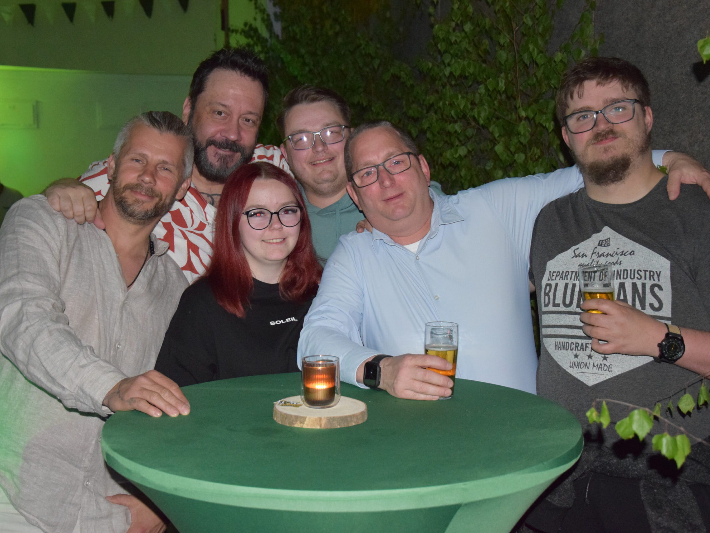 Partyfoto vom Tanz in den Mai der Kompanie Rahmede