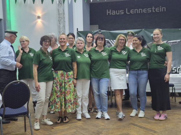 Die Frauen der Kompanie Rahmede.