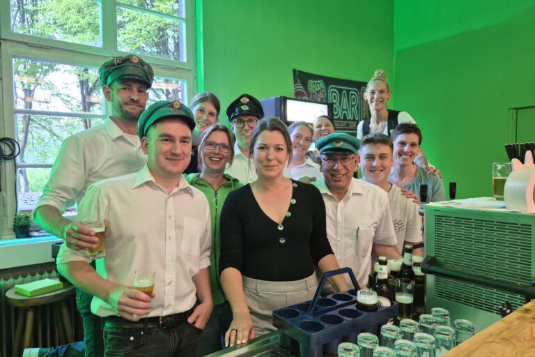 Das Thekenteam der Kompanie Kelleramt
