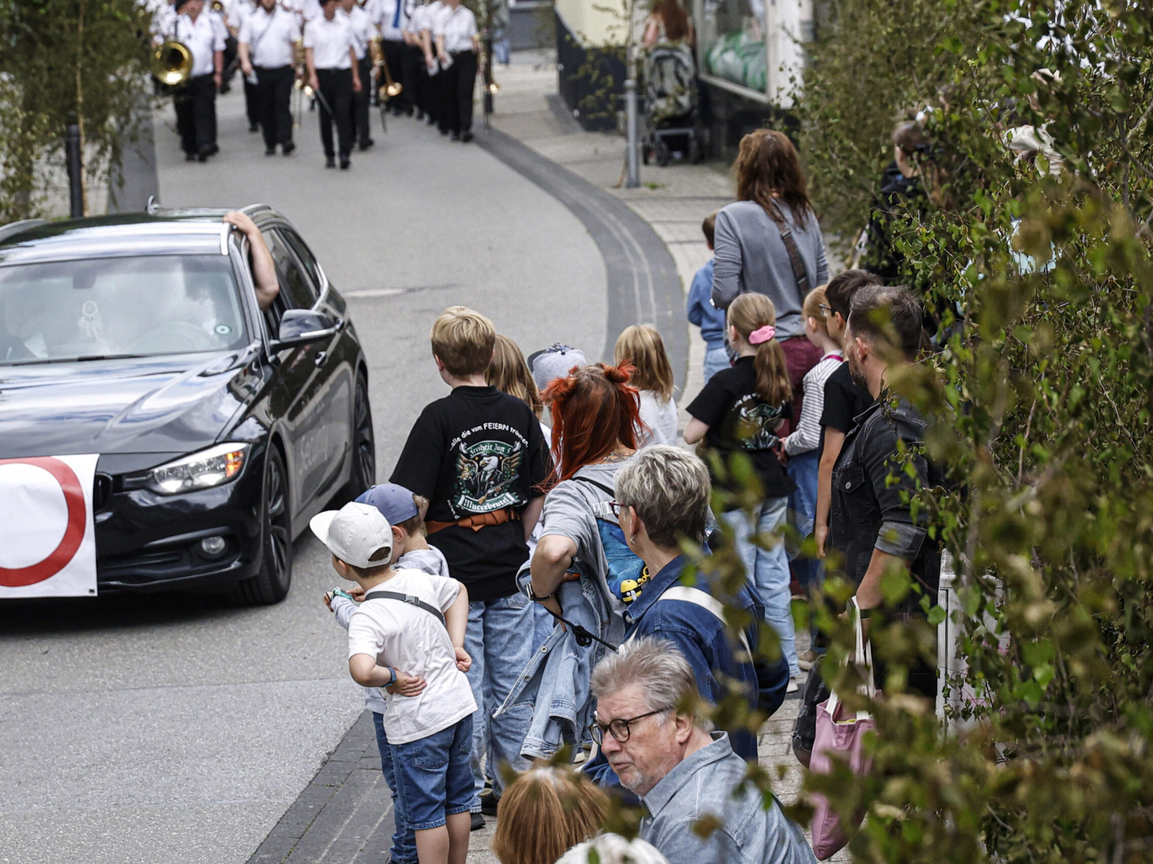 Festumzug beim Schützenfest der Friedrich-Wilhelms-Gesellschaft Altena