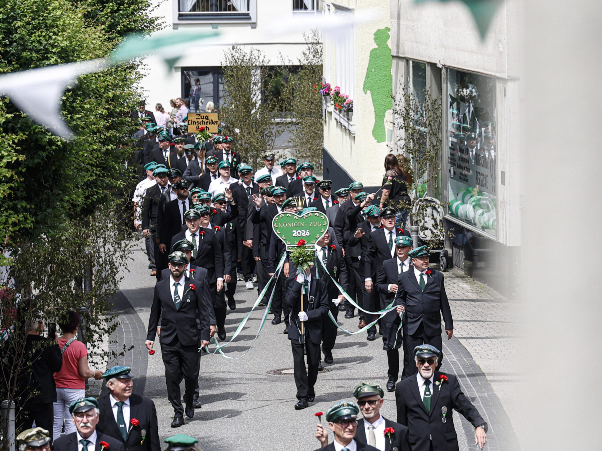 Festumzug beim Schützenfest der Friedrich-Wilhelms-Gesellschaft Altena