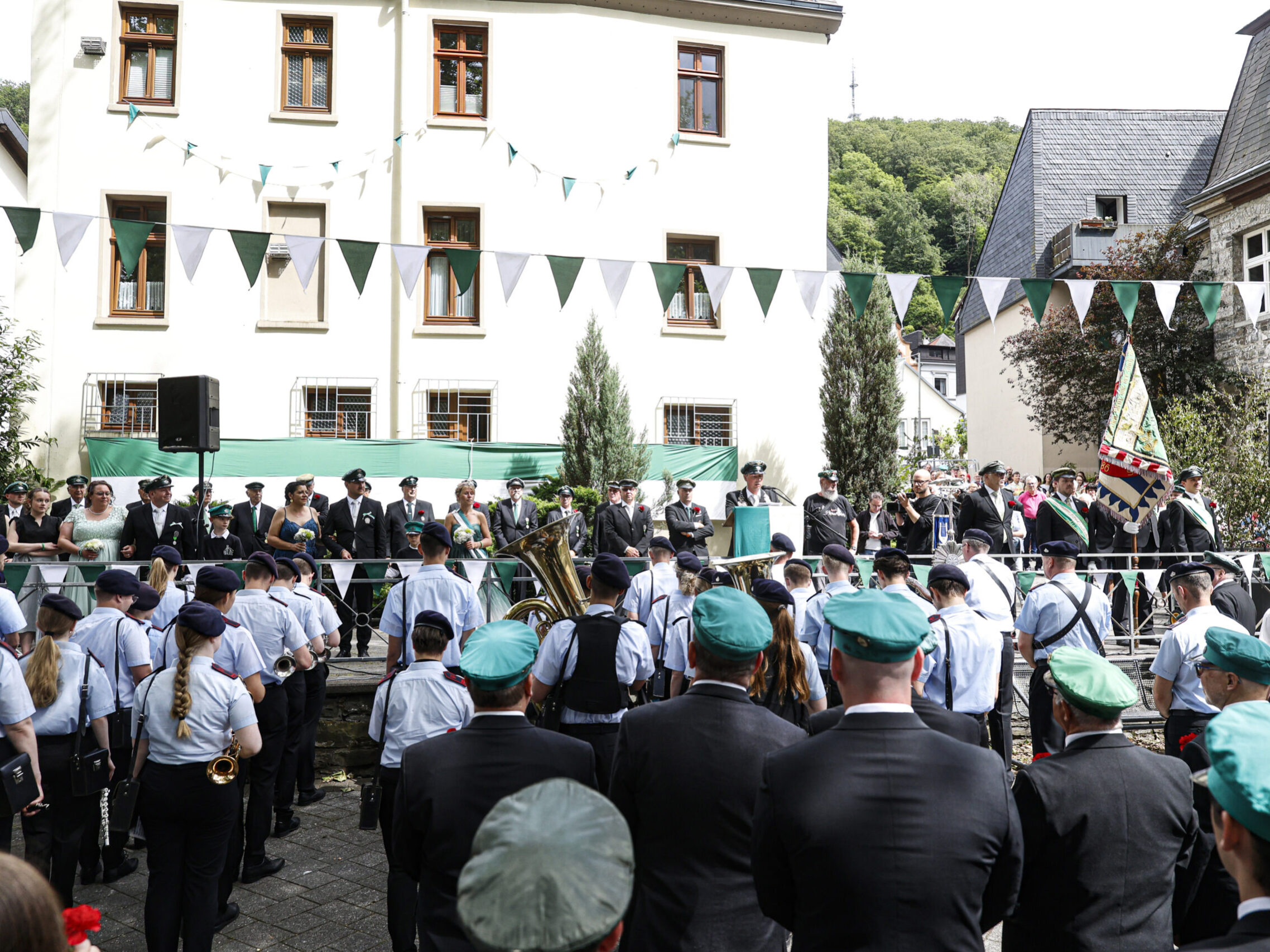 Festumzug beim Schützenfest der Friedrich-Wilhelms-Gesellschaft Altena