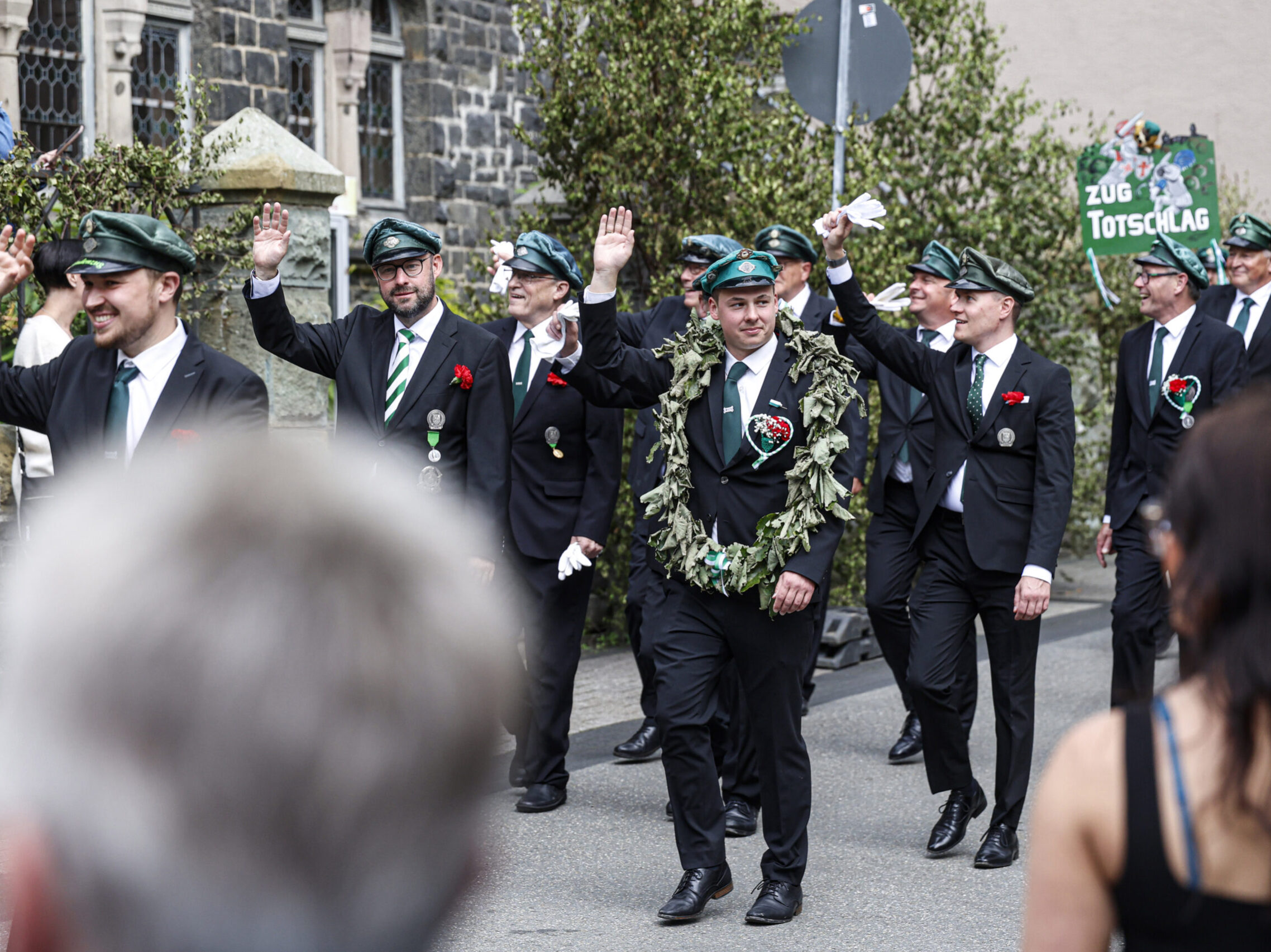 Festumzug beim Schützenfest der Friedrich-Wilhelms-Gesellschaft Altena