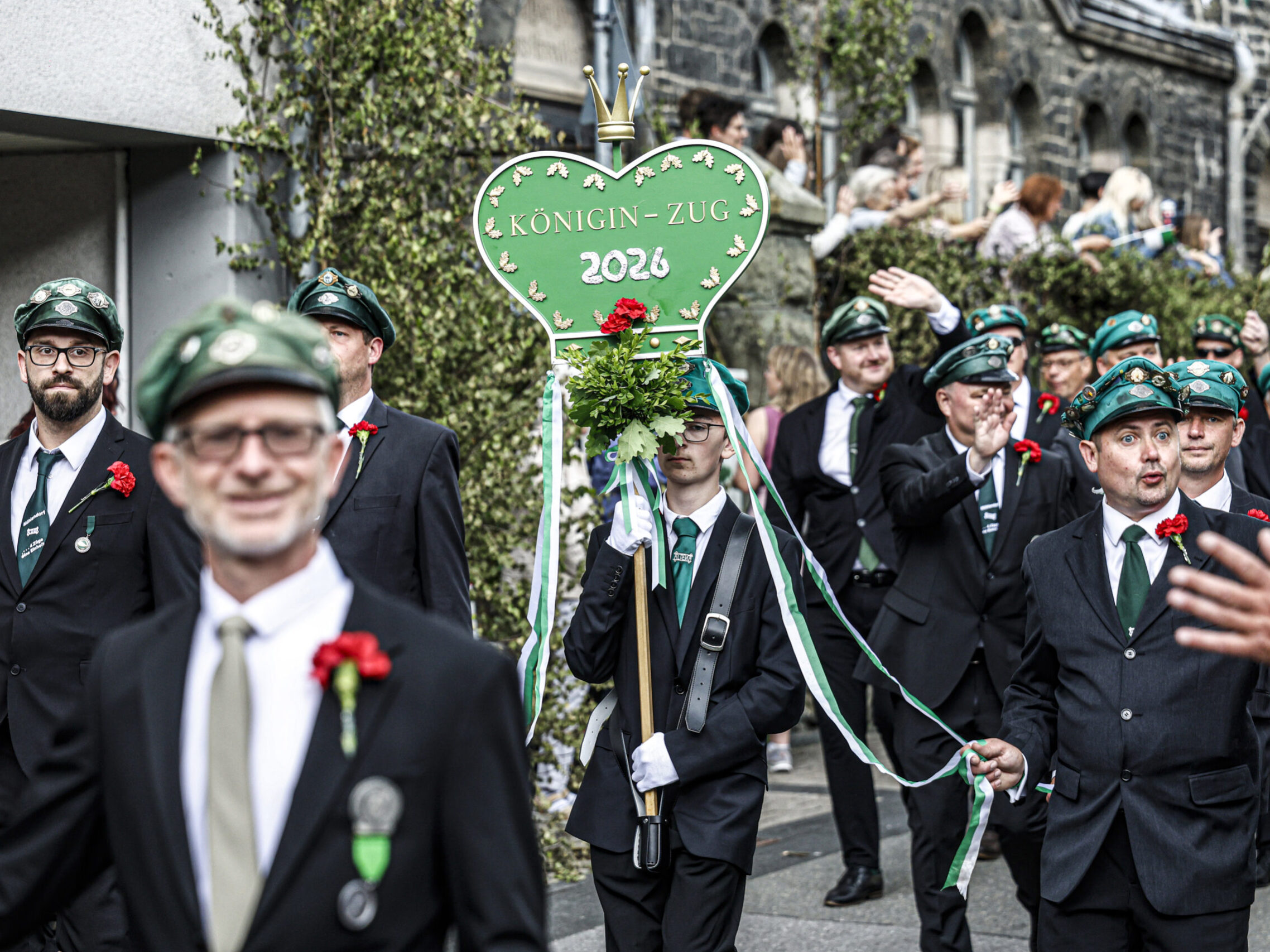 Festumzug beim Schützenfest der Friedrich-Wilhelms-Gesellschaft Altena