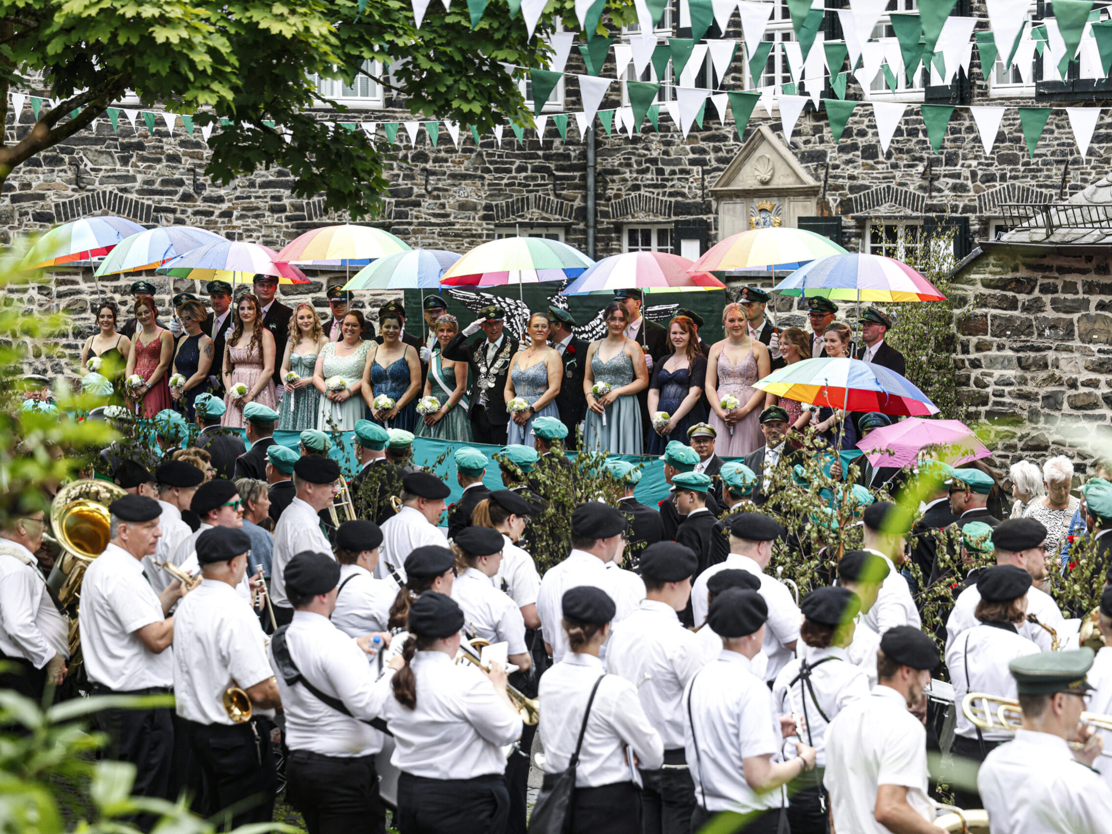 Festumzug beim Schützenfest der Friedrich-Wilhelms-Gesellschaft Altena