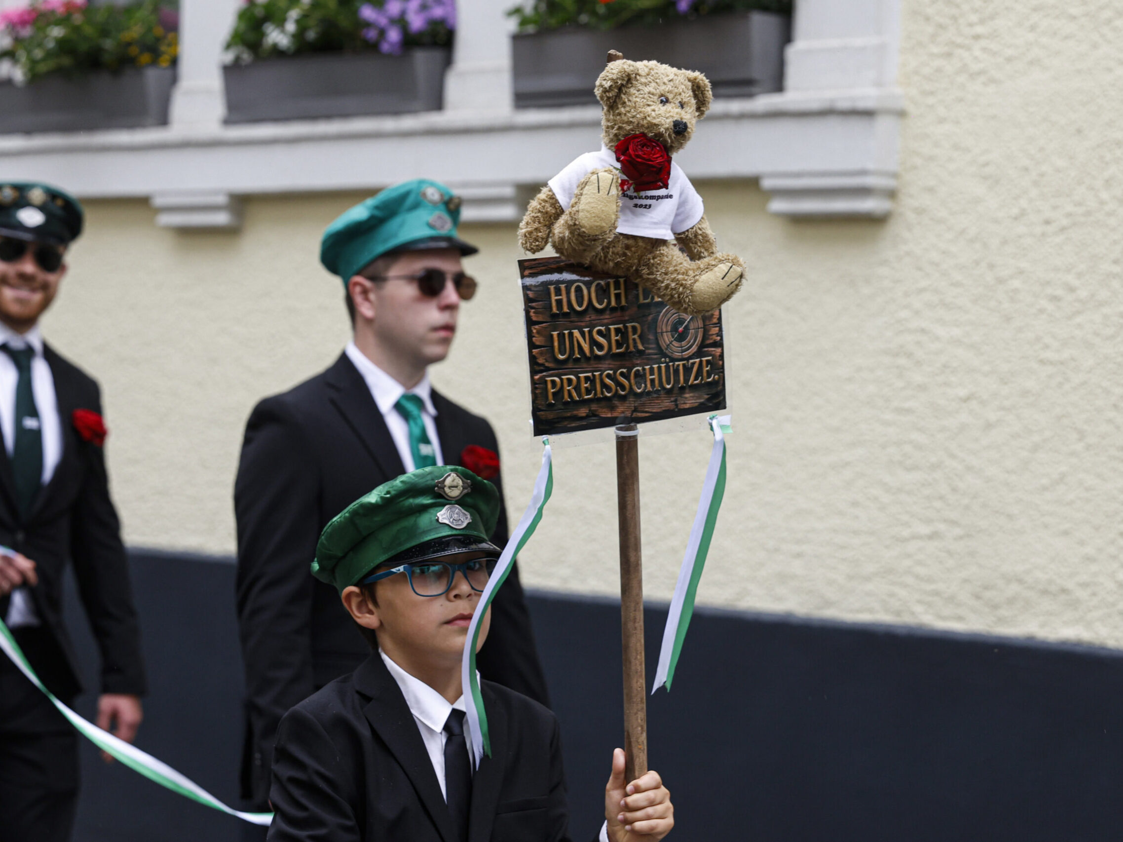 Festumzug beim Schützenfest der Friedrich-Wilhelms-Gesellschaft Altena