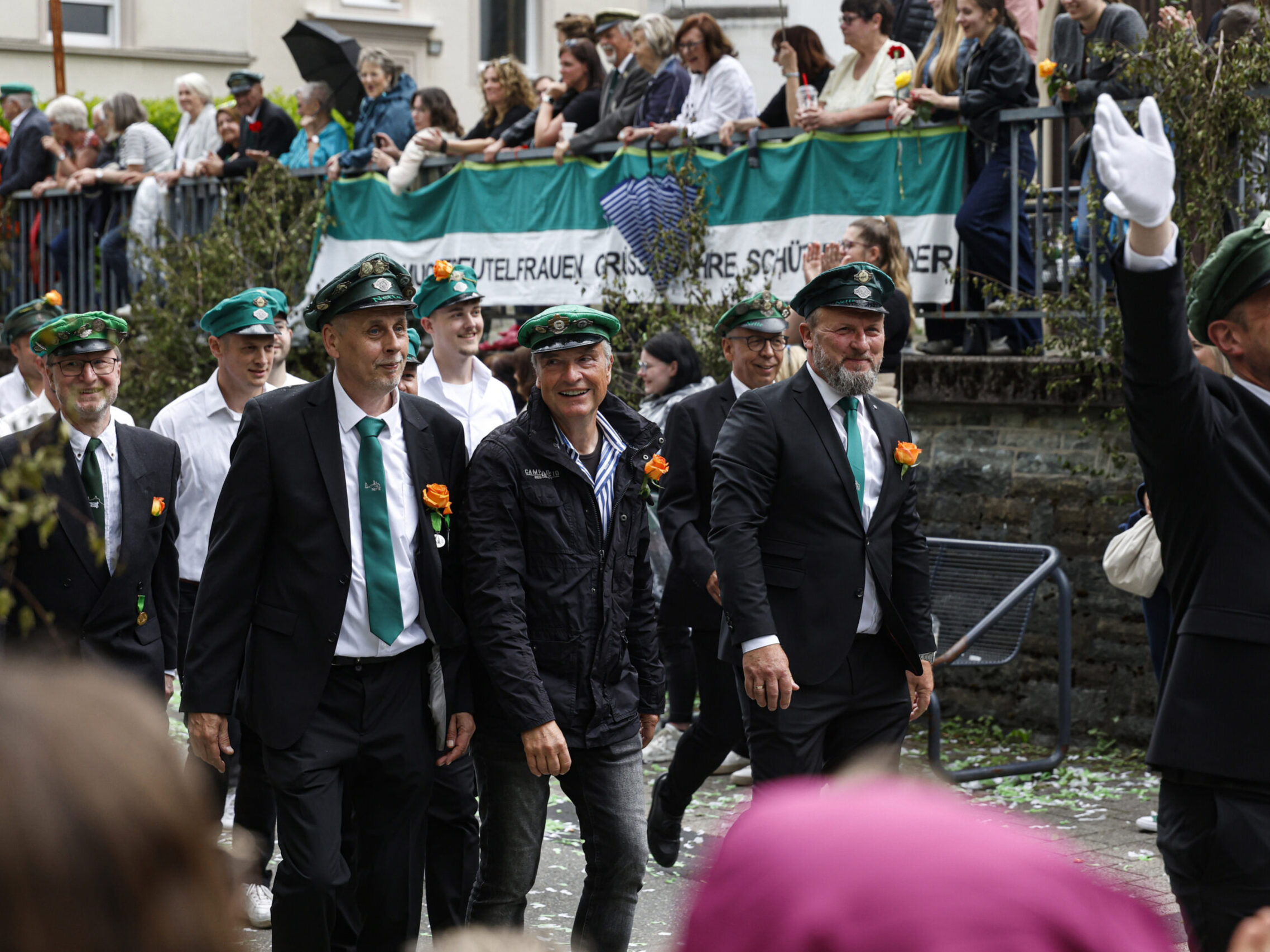 Festumzug beim Schützenfest der Friedrich-Wilhelms-Gesellschaft Altena