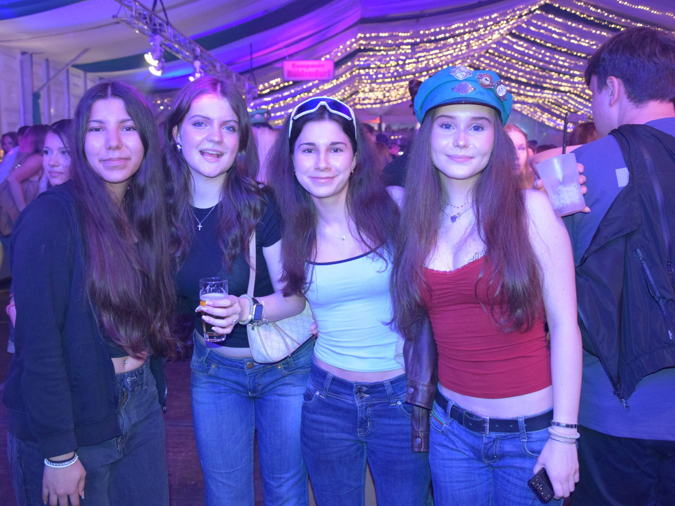 Partyfoto aus dem Festzelt beim Schützenfest in Altena.