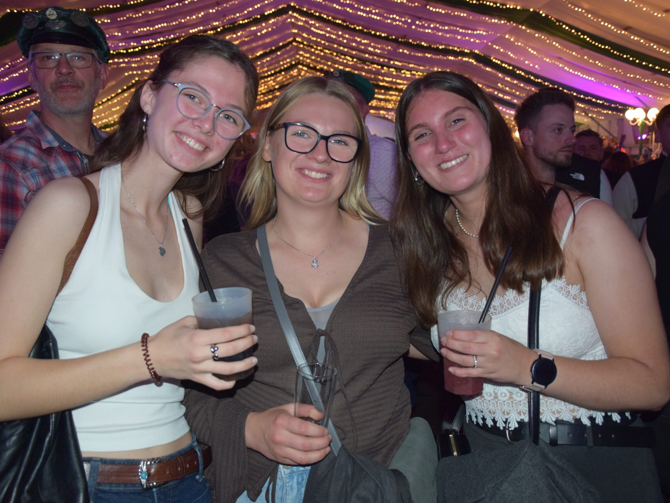 Partyfoto aus dem Festzelt beim Schützenfest in Altena.