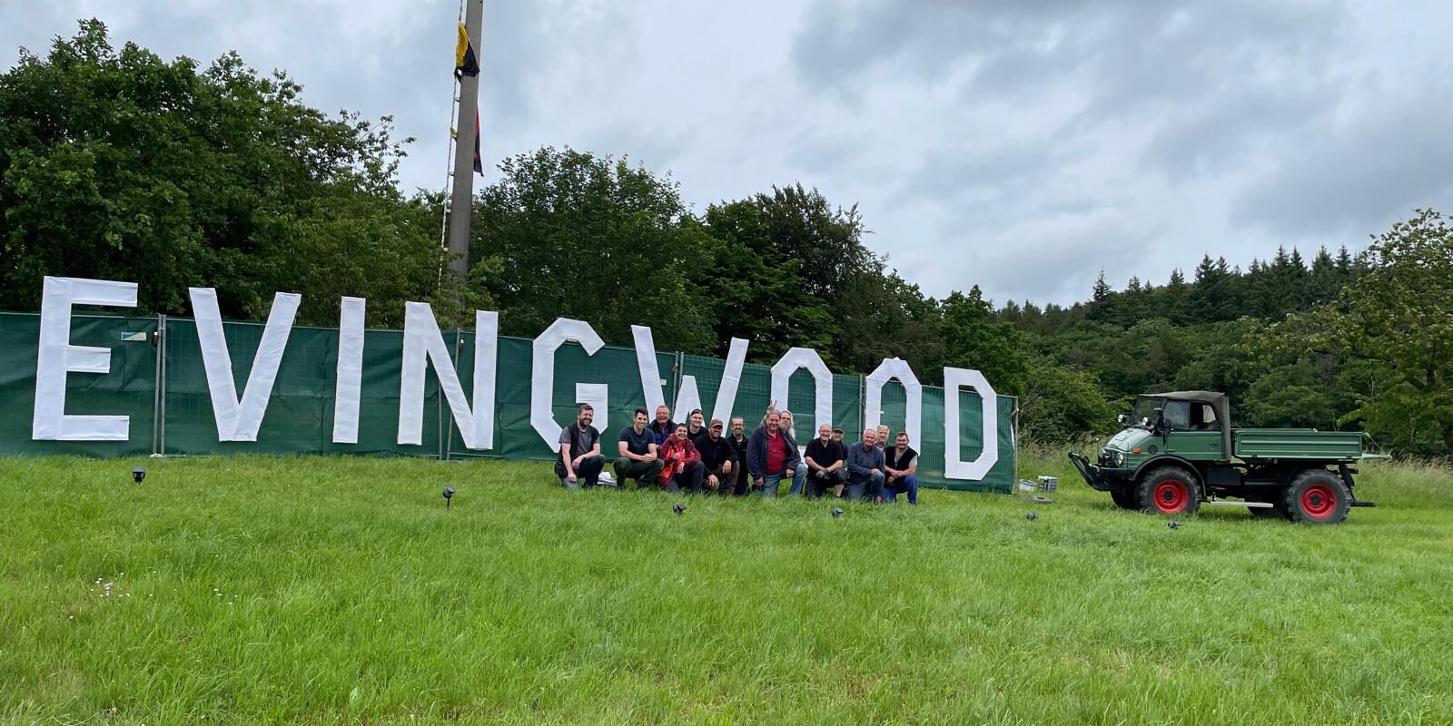 Evingwood-Schriftzug in Evingsen