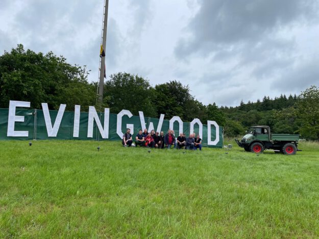Foto: Janson Evingwood-Schriftzug in Evingsen