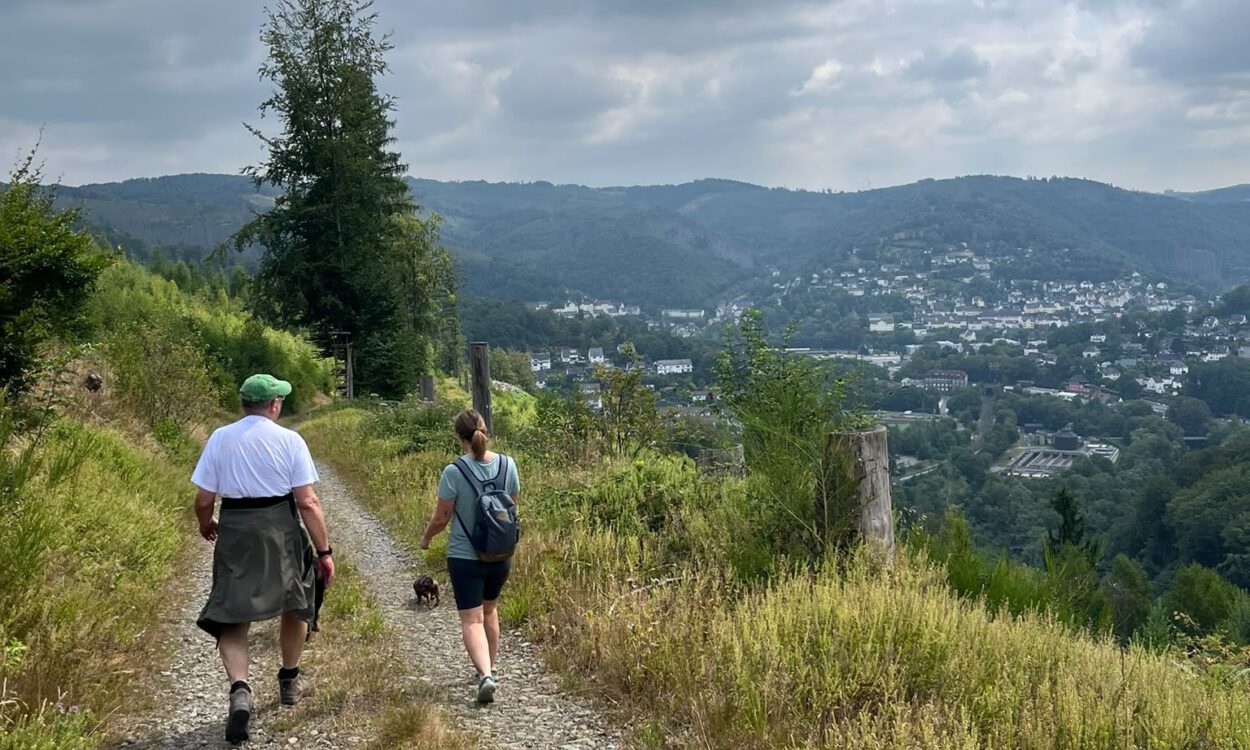 Wanderung von Wiblingwerde nach Nachrodt mit Blick auf Altena