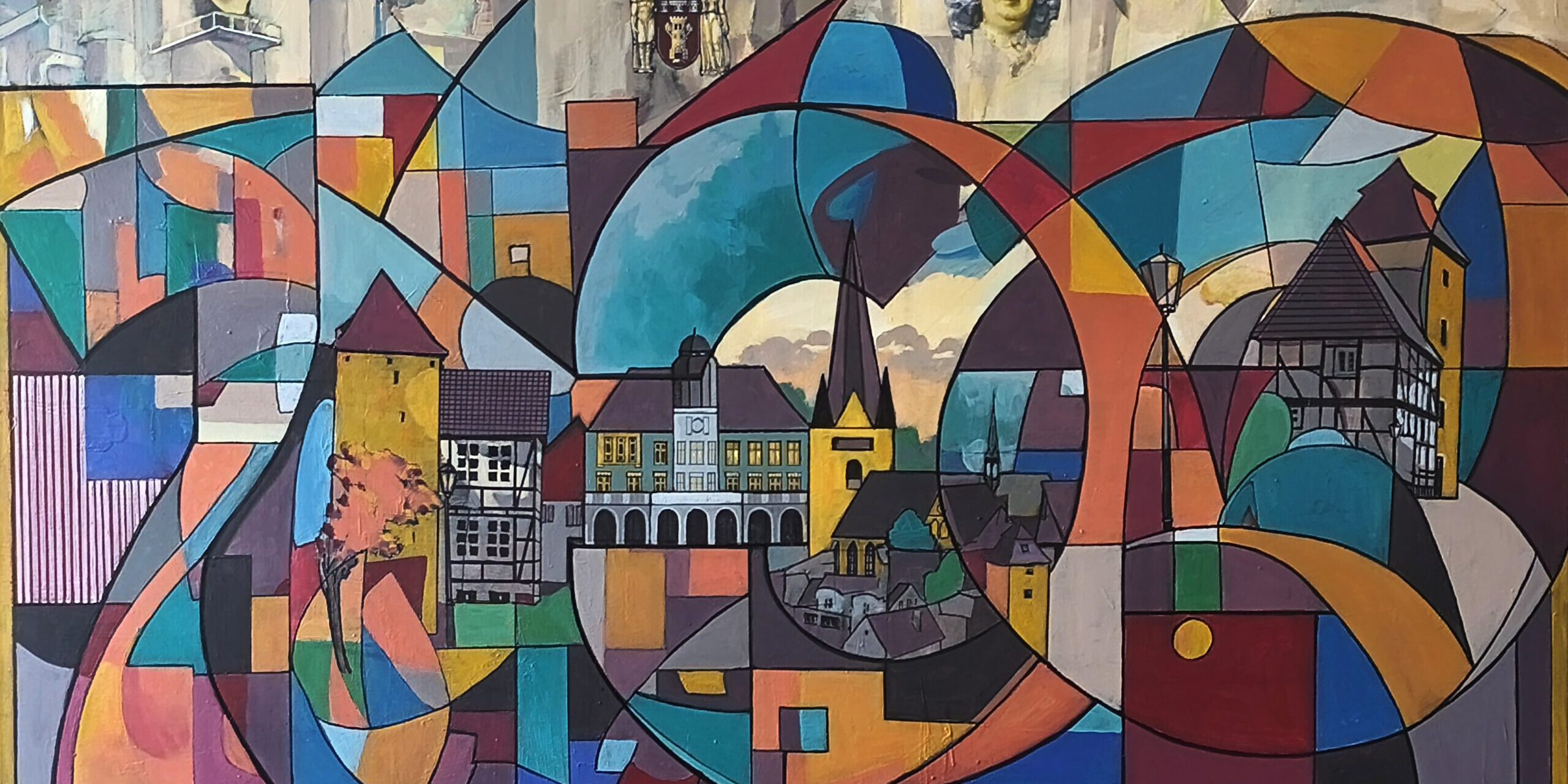 Ein farbenfrohes Gemälde verbindet abstrakte geometrische Formen mit historischen Gebäuden und Stadtansichten. Am oberen Bildrand sind mehrere Porträts historischer Persönlichkeiten vor Motiven aus Industrie und Bergbau dargestellt.