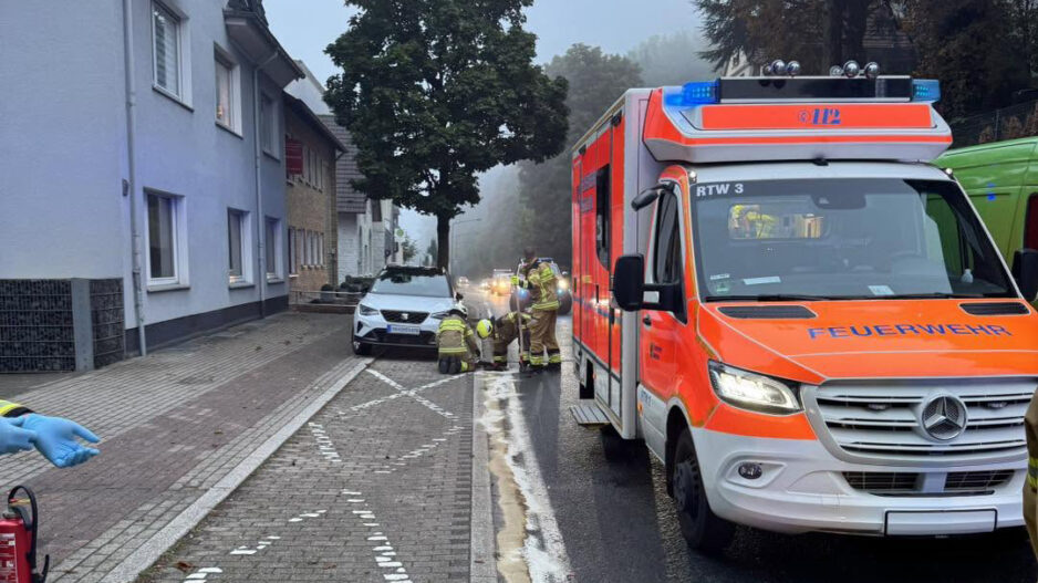 Verkehrsunfall auf der B236 in Nachrodt-Wiblingwerde.