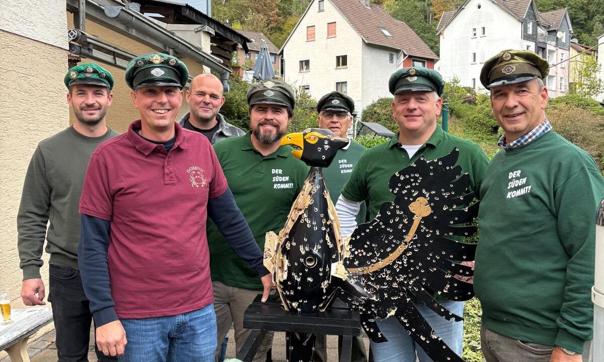 Schützen mit einem Schützenadler