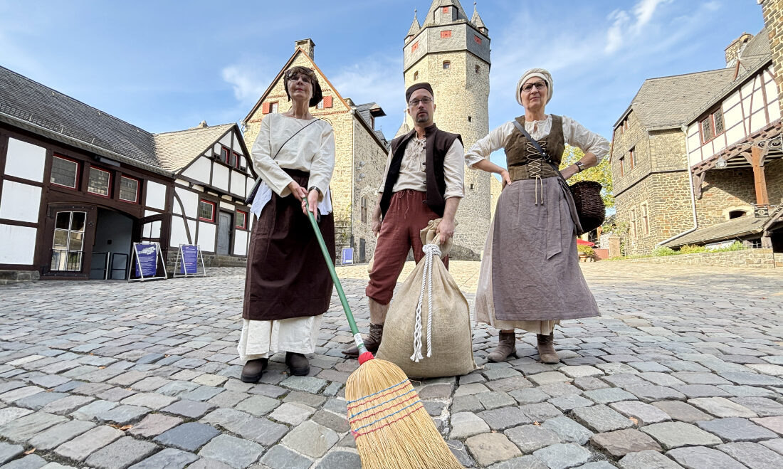 Schauspielführung Burg Altena