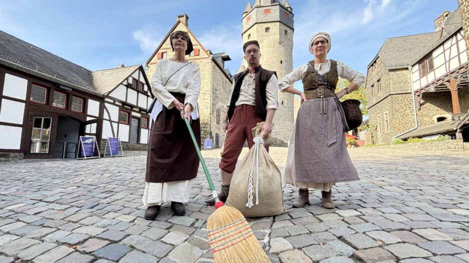 Schauspielführung Burg Altena